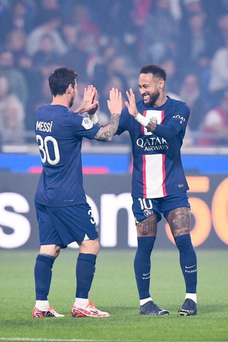 不卡伊人av在线播放