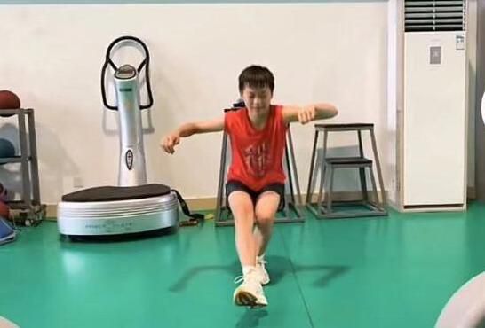 欧美精品久久久久久久免费观看