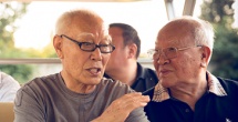 沾满全身的汗液